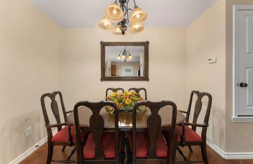 Bright & spacious 3 bedroom home Amazing location - Foto 18