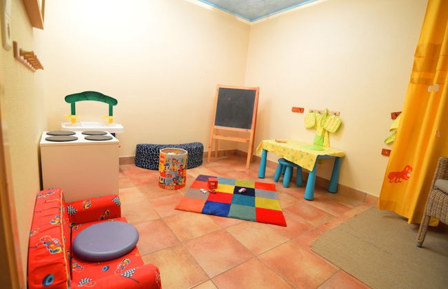 Scenic Villa Near Lake View - Foto 27