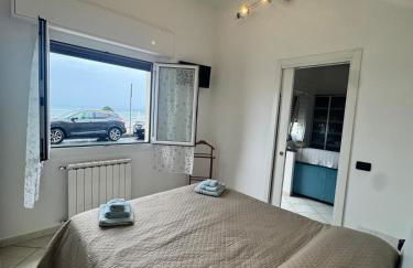 Casa Mare - Bilocale sul Lungomare di Santo Stefano al mare - Foto 4