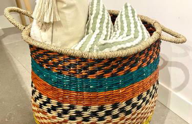 Designer and Quiet Studio 5 min to Maria Zambrano Station and 15 min walk to Beach - Foto 22