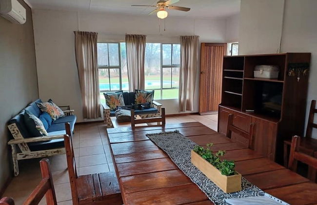 Zingela Nature Reserve - Doornstock Lodge - Photo 8