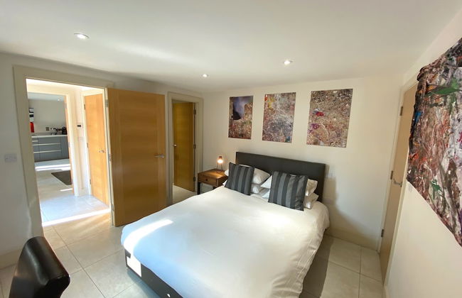 Railway Apartments - Photo 14