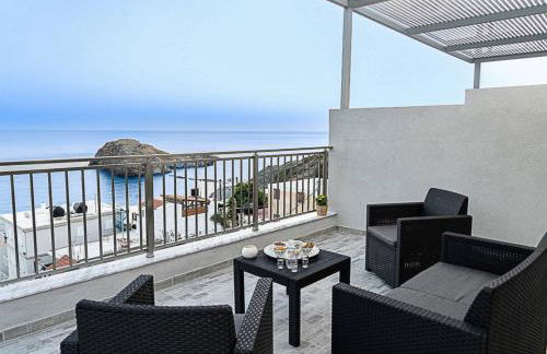 Tzortzi's Family Apartments - Photo 1