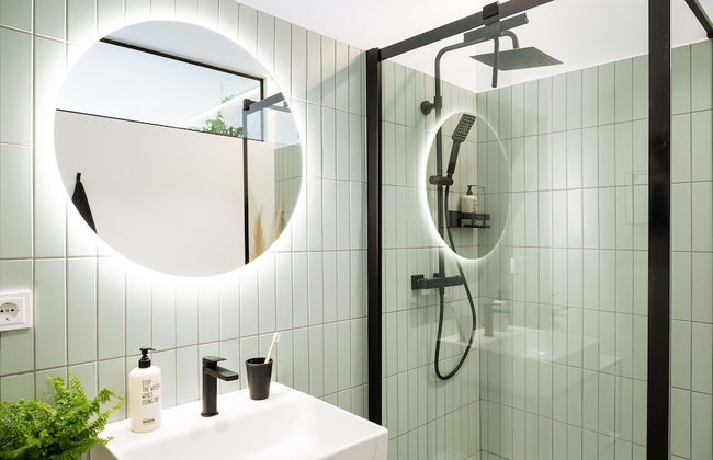 Urban Jungle Apartments - Photo 65