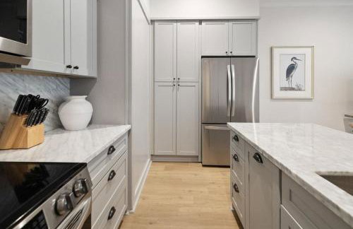 Chandeluer Shore 9 - Steps to Beach, Pet-Friendly, Pool, Fast WiFi - Foto 9