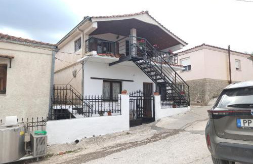 Μυρτώ - Photo 1