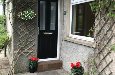 Yealand Redmayne 3 bed Home - Photo 1