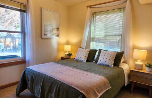 Cozy Home with Sauna 5 bedrooms 3 bathrooms Sleeps 12 - Foto 29