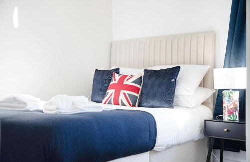 NEW! 2BR in West Terrace, Sleeps 4 - Foto 33