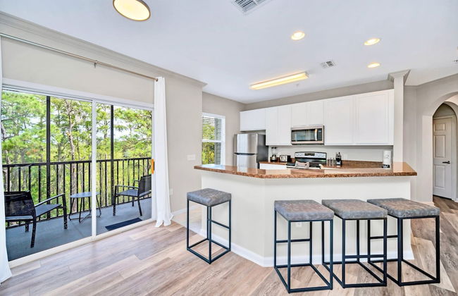 Upstay - Condo Near Disney w Games Pool Sauna - Photo 1