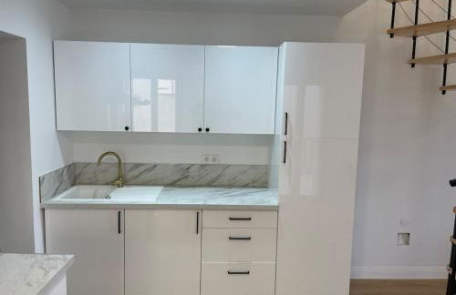 DUPLEX - 9 pers - Wifi - 04190 LES MÉES - Foto 6