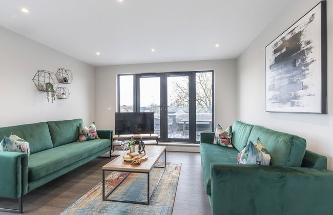 Elliot Oliver - Stunning 3 Bedroom Penthouse With Large Terrace And Parking - Photo 13