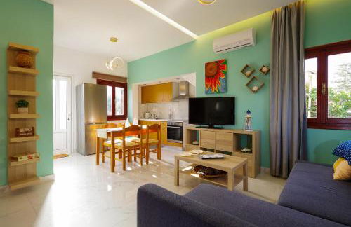 Erestos - House near beach - Photo 11