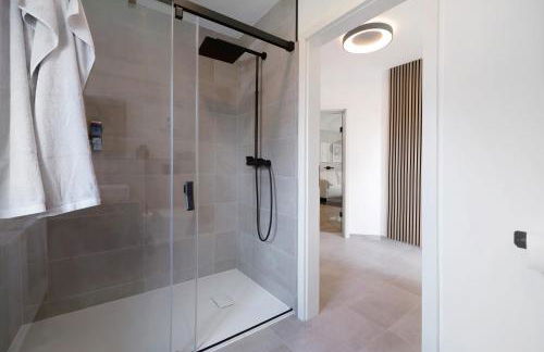 Design-Apartment mit Garten - Foto 17