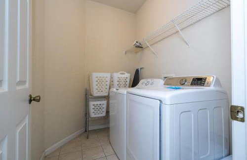 Cozy 4Bd Home Pool & Hot Tub at Trafalgar Resort - Foto 69