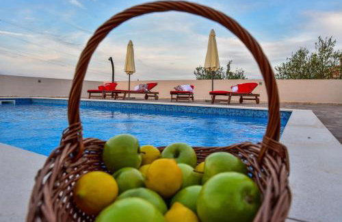 Villa Maslina with private pool on quiet location - by TA Leut Agency - Foto 21