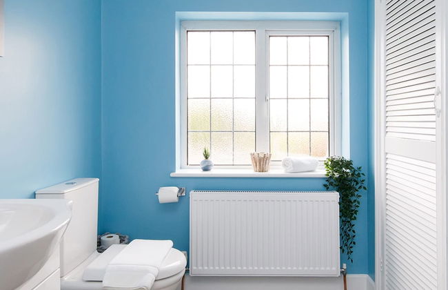 Bright Modern 4 br House 100 Metres From Beach - Photo 22