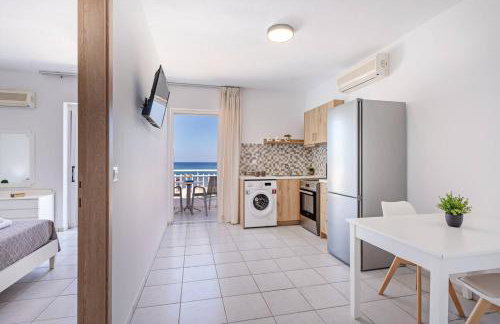 Azure Seaside Apts - Photo 7