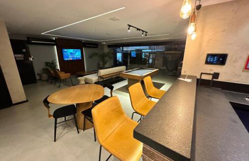 Flat confortável, a 200 metros da praia com estacionamento - Foto 25