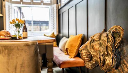 42 is the Answer- Stunning York townhouse appearing on TV Holiday Home Show - Foto 2