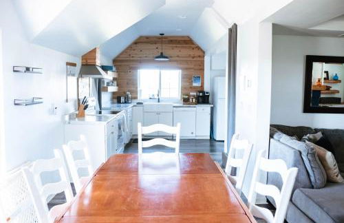 Cordova Farmhouse - 7 Minutes from the Ark! - Foto 12