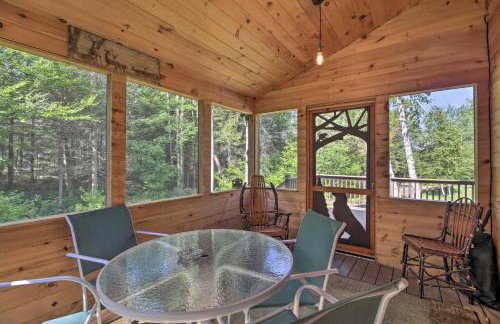 Lake Placid Chalet Deck and Forest Views! - Foto 12