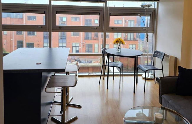 Apartment - Free Parking & Near Hospital - Photo 10