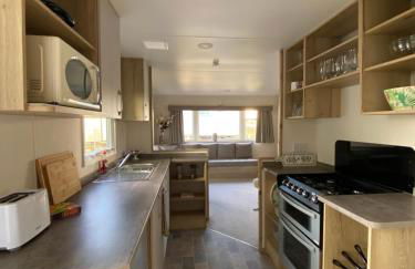 Modern & Homley 3BR Caravan - Foto 12