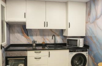 New Luxury Apartment with Pool - Foto 10