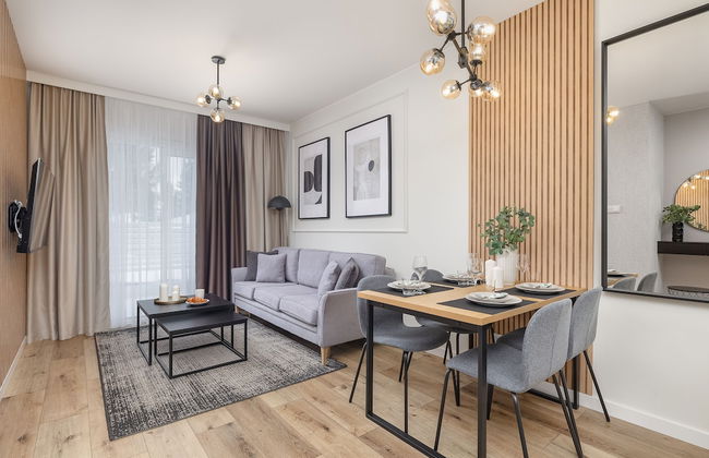 Coast Apartment With Terrace by Renters - Photo 28