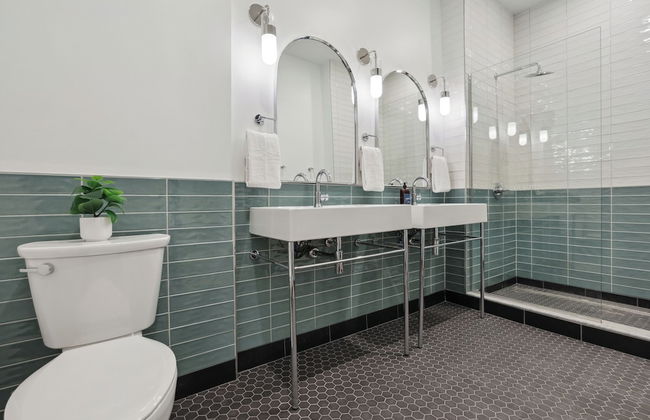 Roami at 714 Canal - Photo 62