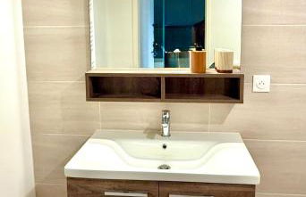 La maison colorée proche de Paris et Gare du Nord, parking gratuit - Foto 15