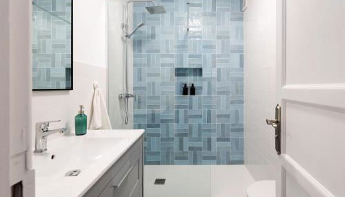 The Monkey House apartment - A jungle of comfort - Foto 4, towels, Shower, heating