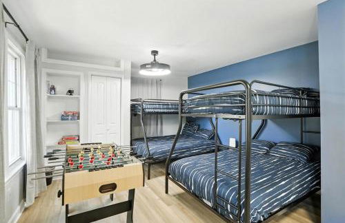 Campus To Dunes Escape - 2 King Beds - Game Area - Foto 46