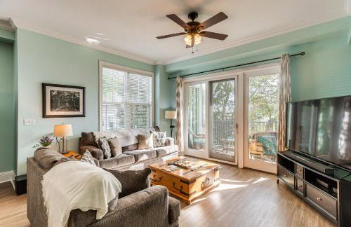 Breezy St Simons Hideaway with Waterfront Views! - Photo 1
