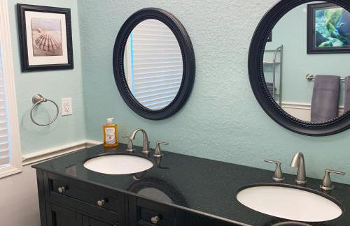 Poseidon Beach Front - Photo 25