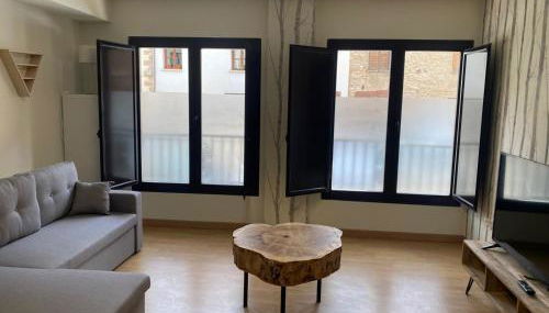 Apartamentos Palacio Azcárate Calle Calvario - Photo 3