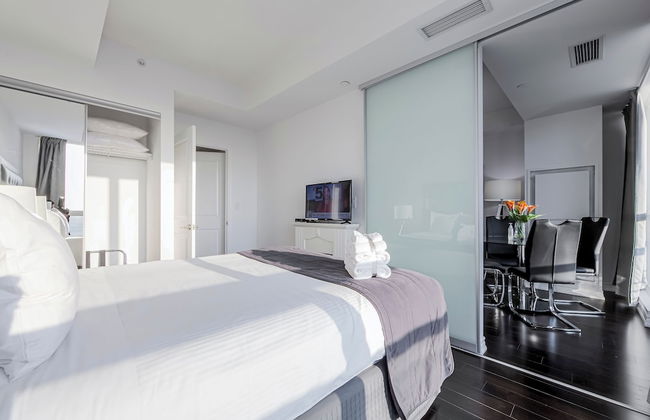 Altitude Suites on Yonge - Foto 16