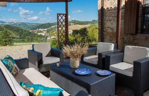 Sunny holiday home with swimming pool - Photo 5