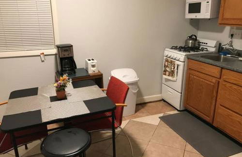 Walk2Metro's,DCGem,Private,Wifi, FreeParking - Foto 25