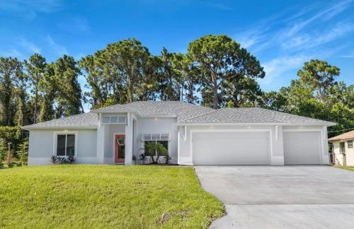 BRAND NEW Rental with Luxury Pool - Villa Rosalie - Roelens Vacations - Foto 27