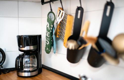 MOLA Apartments-Ferienwohnung für 5 Personen-separater Eingang-Gratis Parkplatz-Terrasse-Grill-Highspeed WLAN-auch für Langzeit geeignet - Foto 16