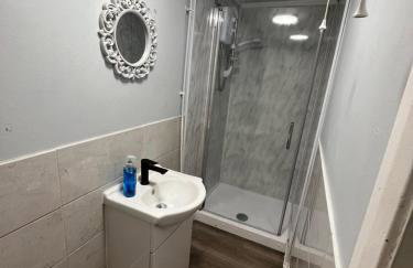 2 Bedroom Apartment on suite bathroom, Southmead Bristol - Foto 25