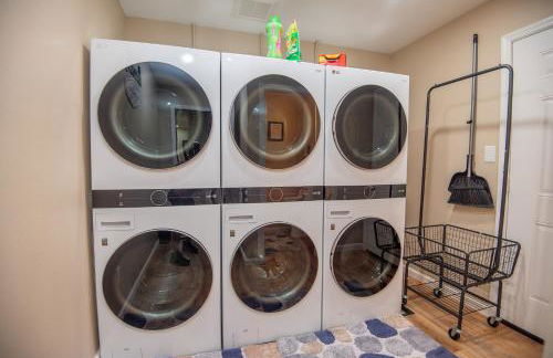 5 Star Luxury with Private Pool and Cozy Firepit - Foto 45