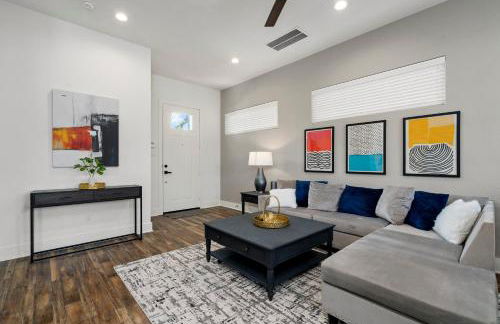 The Oasis - Modern 3BR Near Downtown - Med Center - Stadiums - Foto 9