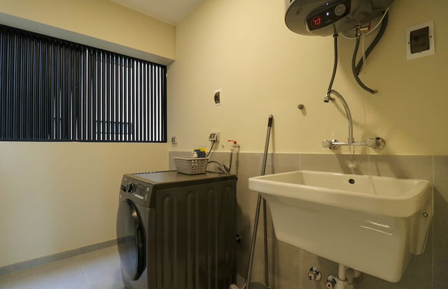 w Majestic 2BR w Comfy Balcony Near Kennedy Park - Foto 24