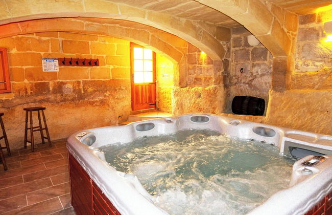 Villeleynah Amazing Gozitan Villa + Pool - Foto 1