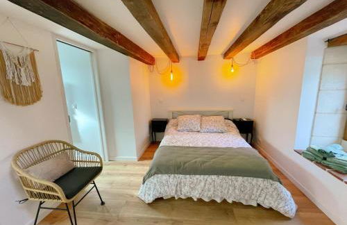 Cosy Gîte à Azay-le-Rideau avec Wifi, Clim, tout inclus, idéal pour 2 adultes et 2 enfants, proche châteaux - FR-1-381-567 - Foto 12