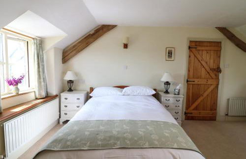 Chilvery Farm Cottage - Photo 9