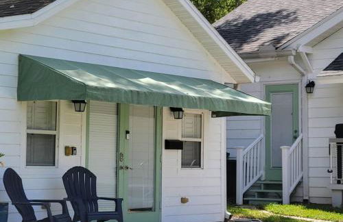 Sunny Lake Cottage, Patio Retreat - Foto 1